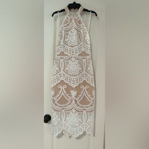 Never Worn, New with Tags - Lulu’s White Lace Halter Dress